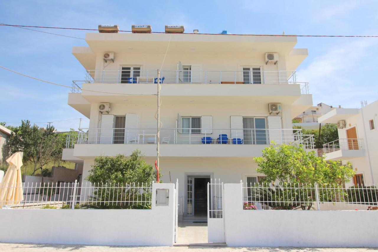 Sunset Apartments Berdenesh Sarande Bagian luar foto